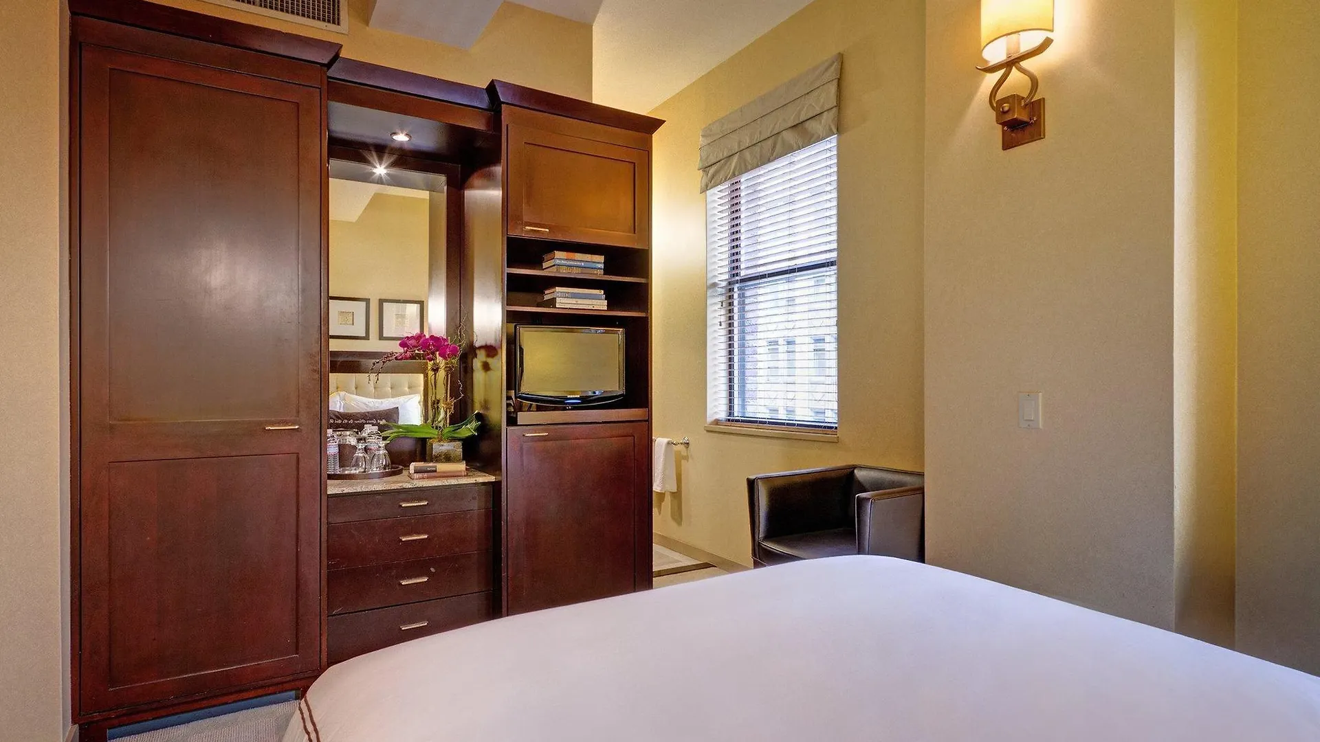 Library Hotel By Library Hotel Collection New York 4*,  USA